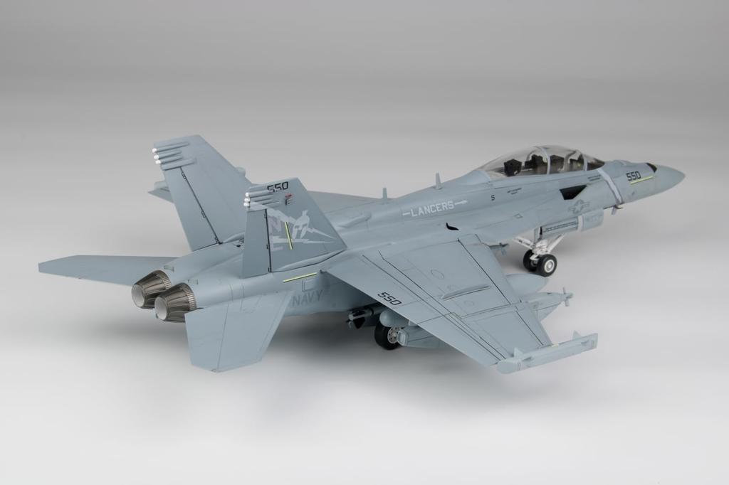 US Navy Electronic Warfare Aircraft Growler Lancers 2020 Low Visibility Plastic Model PLATZ/Italeri 1/48 EA-18G VAQ-131 TPA-29