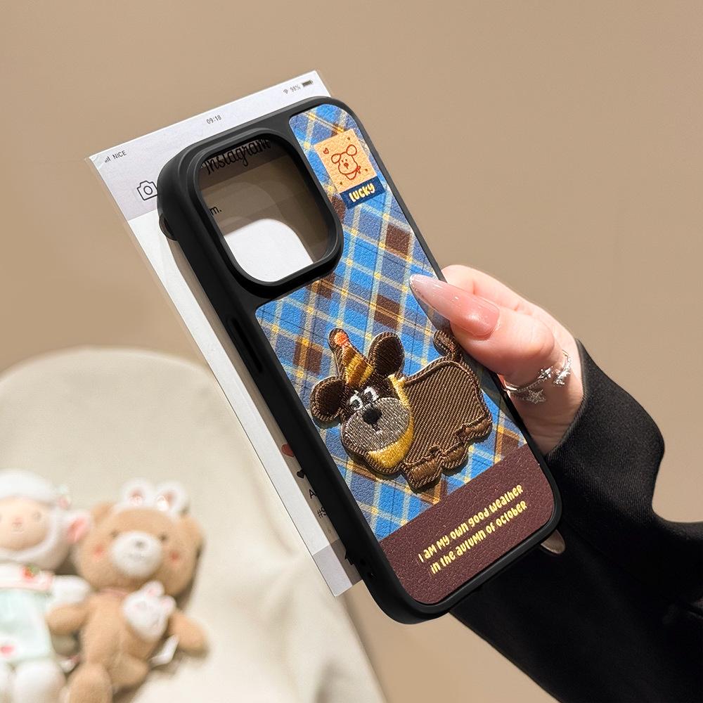 Applicable to iPhone16/17Promax mobile phone case autumn and winter leather pattern Apple 15/14 versatile anti-drop protective case