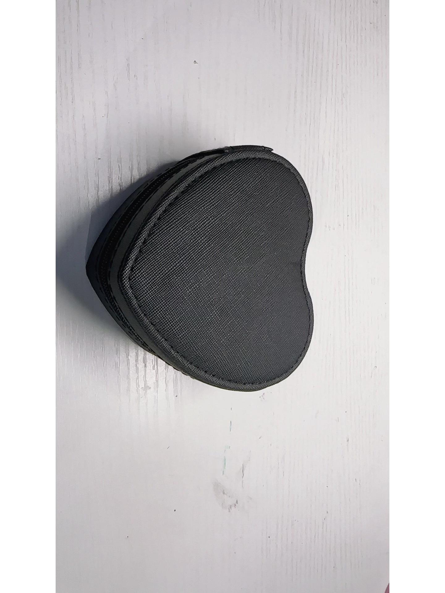 Изысканная портативная шкатулка для хранения серег, ожерелий и колец чёрный