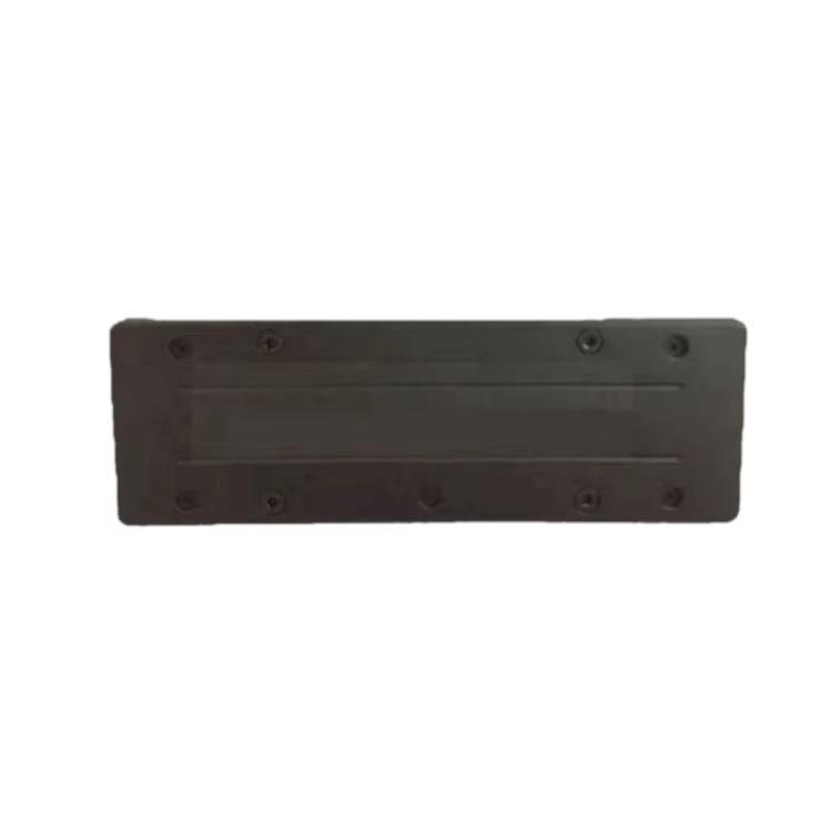

The LR038729 is compatible with the front license plate holder of Land Rover Range Rover Sport. LR038729