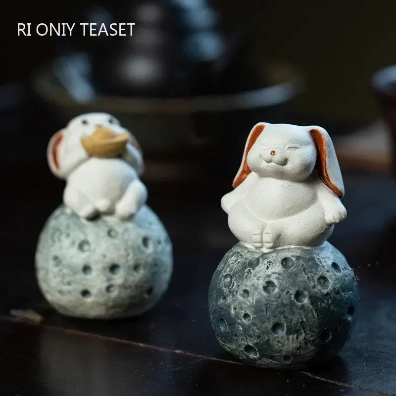 Chinese Yixing Handmade Sculpture Purple Clay Tea Pet Moon Rabbit Model Ornaments Tea Figurine Crafts Zisha Tea Set Decoration