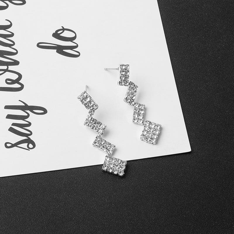 Geometric Square Splicing Super Flash Full Diamond Stud Earrings Chic Style Exquisite Gas Personality Earrings Earrings