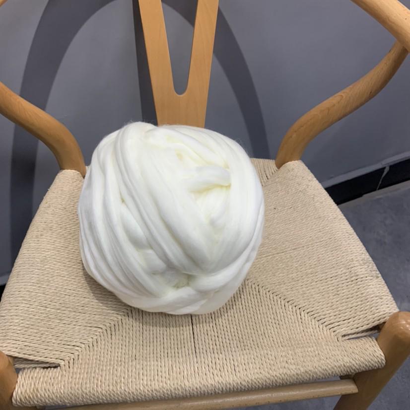 8cm Thick DIY Chunky Hand-Knitted Blanket with Imitation Wool Yarn