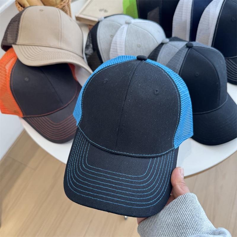 New Summer Hardtop Sunshade Baseball Cap for Men, Trendy Pure Black Casual Mesh Hat, Slightly Curved Along the Light Board, Travel Hat for Women