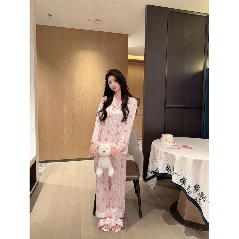 11 Years of Autumn and Winter High-end Ice Silk Pajamas Women's Sweet and Cute Pink Bunny Thin Loungewear Can Be Worn Outside the Set