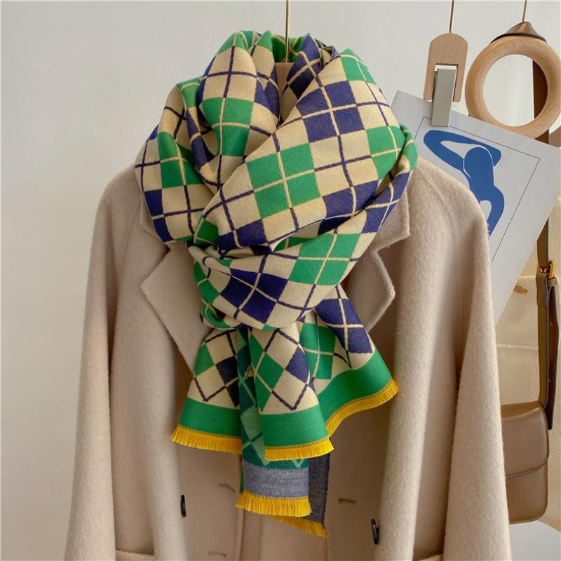 New scarf, sweet plaid women's shawl, warm in winter, imitation cashmere scarf with decoration