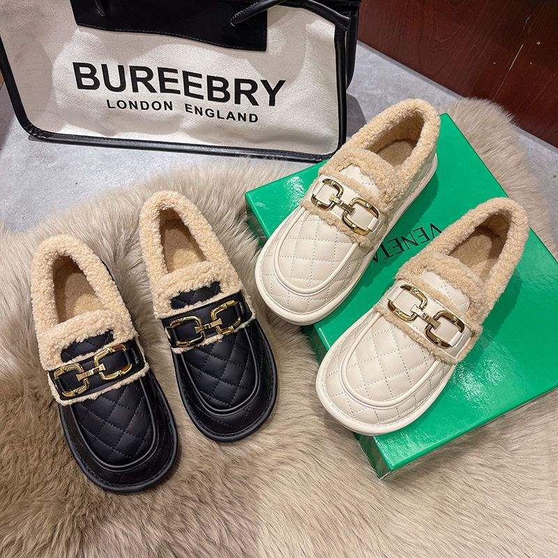 Baumwollschuhe Damen Winter Samt Mode Oberbekleidung 2025 neu Internet-Berühmtheit Lammwolle Einslipper Leder Weichsohle Beanie-Schuhe