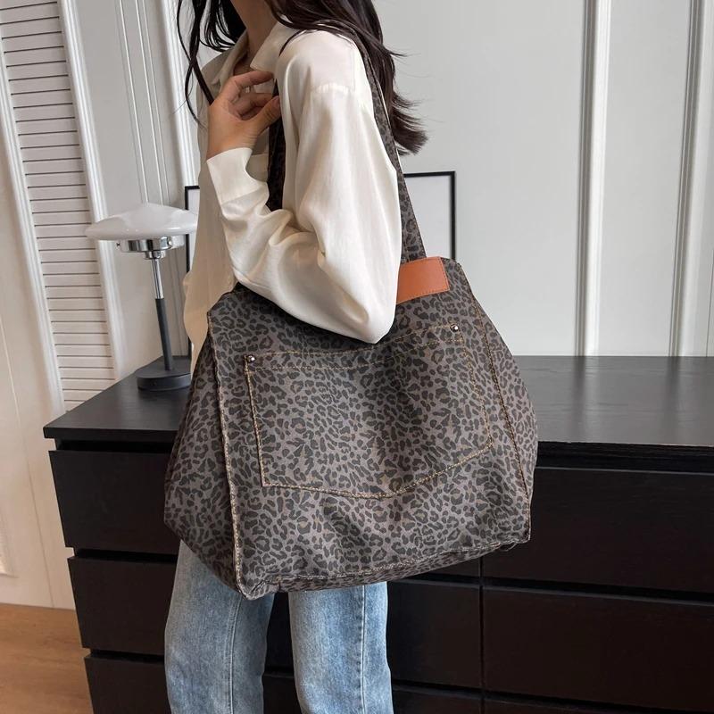 Oversized Leopard Prints Shoulder Bags For Women Deformable Canvas Large Capacity Shopping Totes 2024 Winter New Luxury Handbags