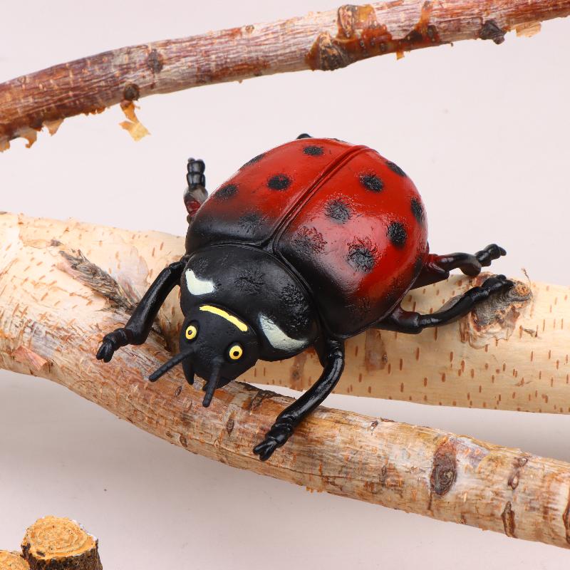 

17Cm Realistic Insect Animal Model Toys Ant Spider Scorpion Beetle Dragonfly Simulation Figures For Kid Educational Learning Toy Ladybug 13CM