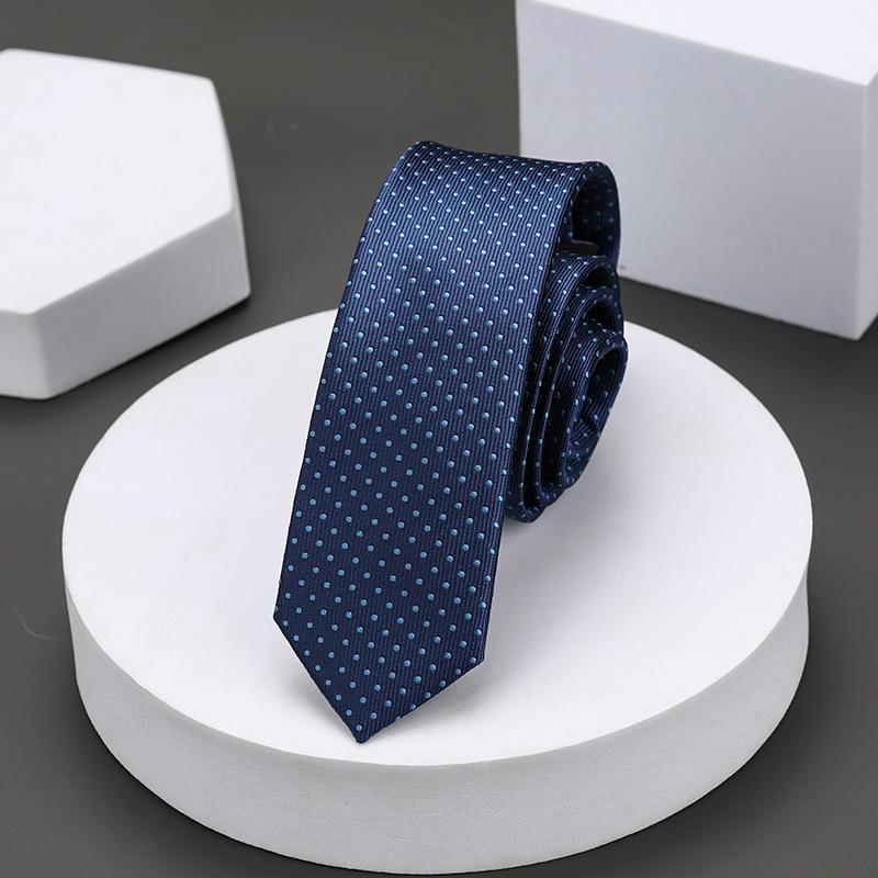 Version Coréenne Décontractée 5cm Hommes et Femmes Robe d'Affaires Marié Mariage Rayure Main Travail Étroit Paresseux Couleur Unie Cravate