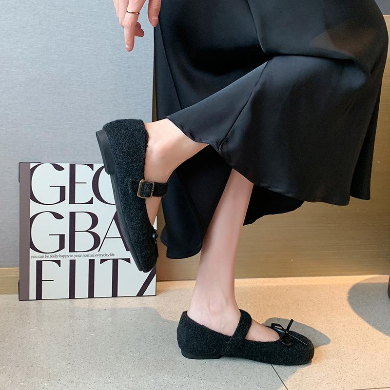 70820 feet wide feet fat large size women's shoes cotton single shoes velvet warm Mary Jane shoes soft sole bow flat shoes