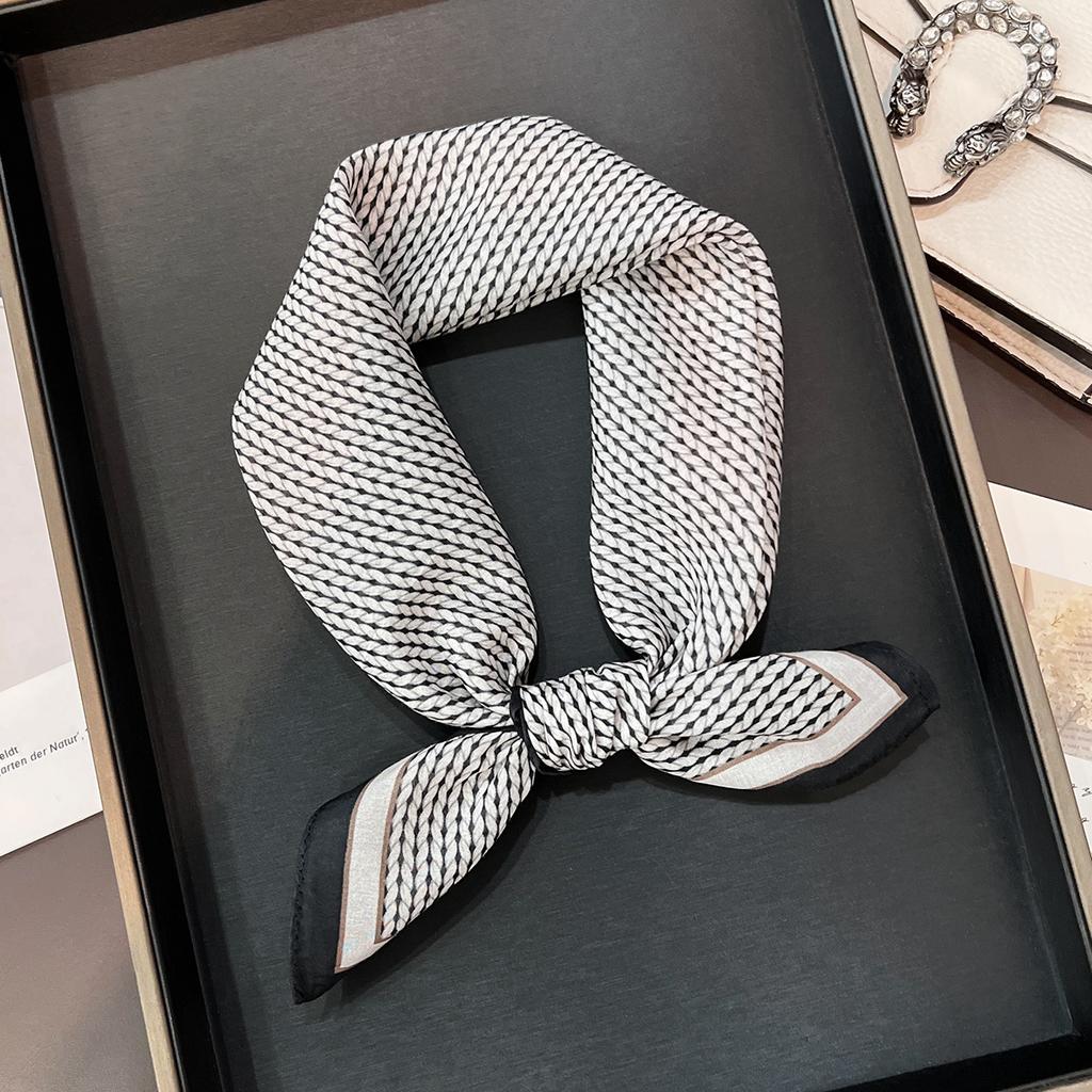 Summer new fashion temperament small silk scarf small square scarf women's spring and summer versatile small scarf professional decoration shirt scarf