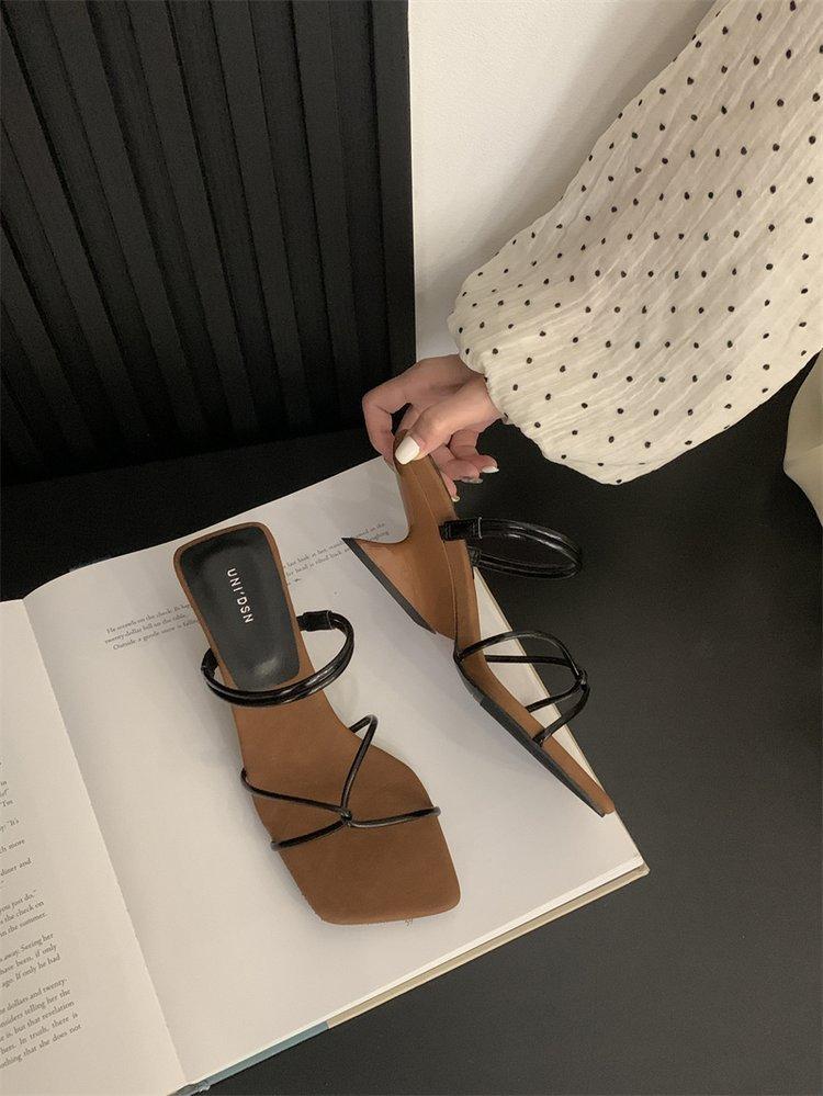 

Золотые сандалии на высоком каблуке с двумя способами носки женские 2024 новые с перекрестными ремешками на одном каблуке летние для носки с юбкой туфли на высоком каблуке 35 чёрный