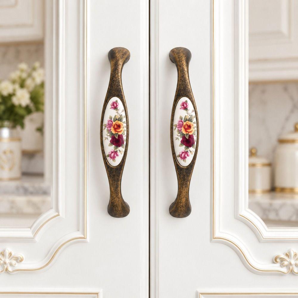 Květinový vzor Starožitná bronzová rukojeť zásuvky Slitina zinku Vintage knoflík na nábytek Skříňka Nábytek
