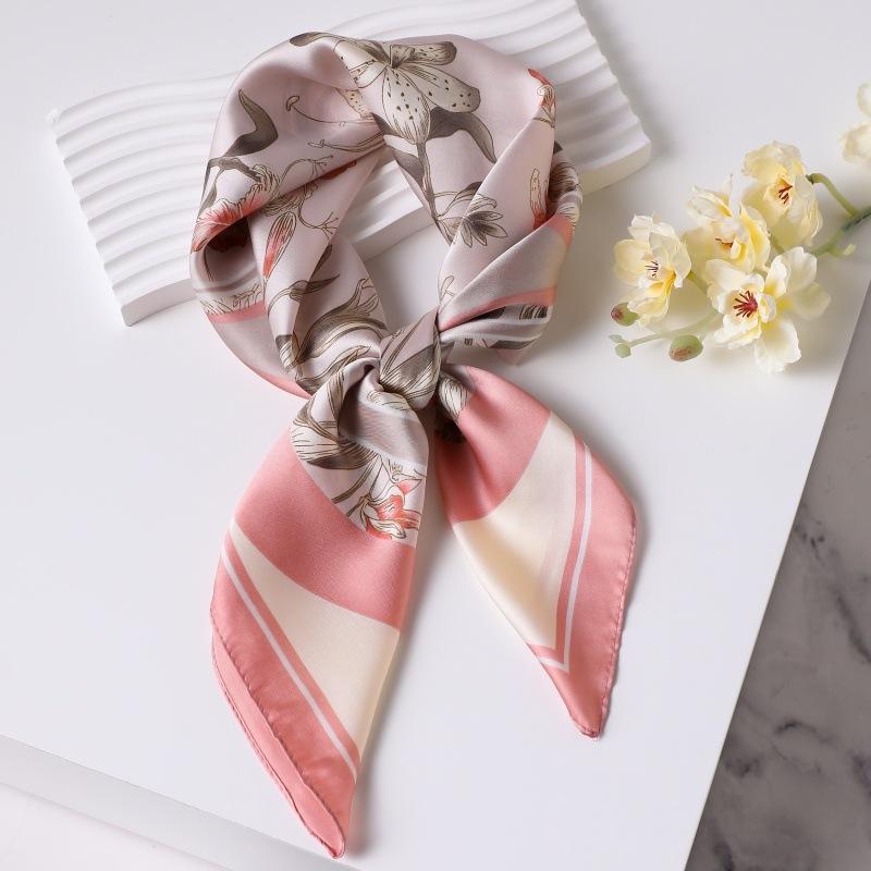 Luxury Printed Silk Scarf Women Simulated Silk Elegant Blue Versatile Headwear Bag Accessories Clothing Fashion Square Scarf