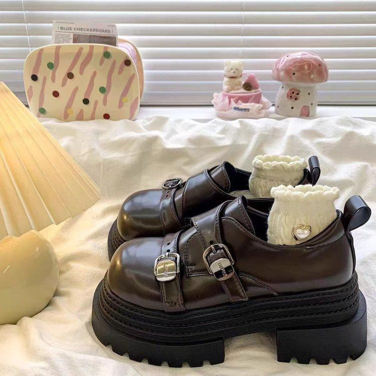 

Small man increases height British style retro versatile single shoes belt buckle JK platform loafers women s 2025 new spring 40