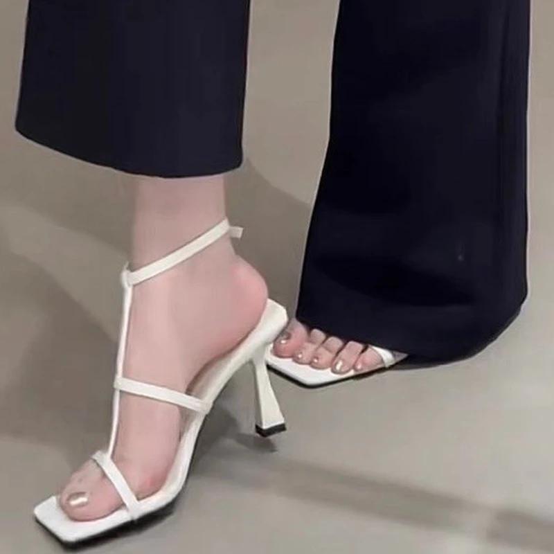 Fashion 2025Women's Thin Strap Anckle Buckle Sandals Luxury Square Toe Thin Heel Sandalias Female High Quality Party Platform