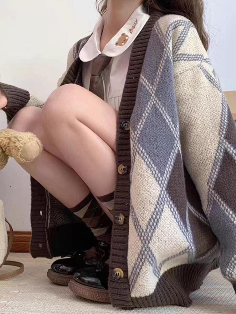 Women's Retro Japanese Argyle Sweater - Loose Fit, Soft Knit Cardigan for Autumn and Winter