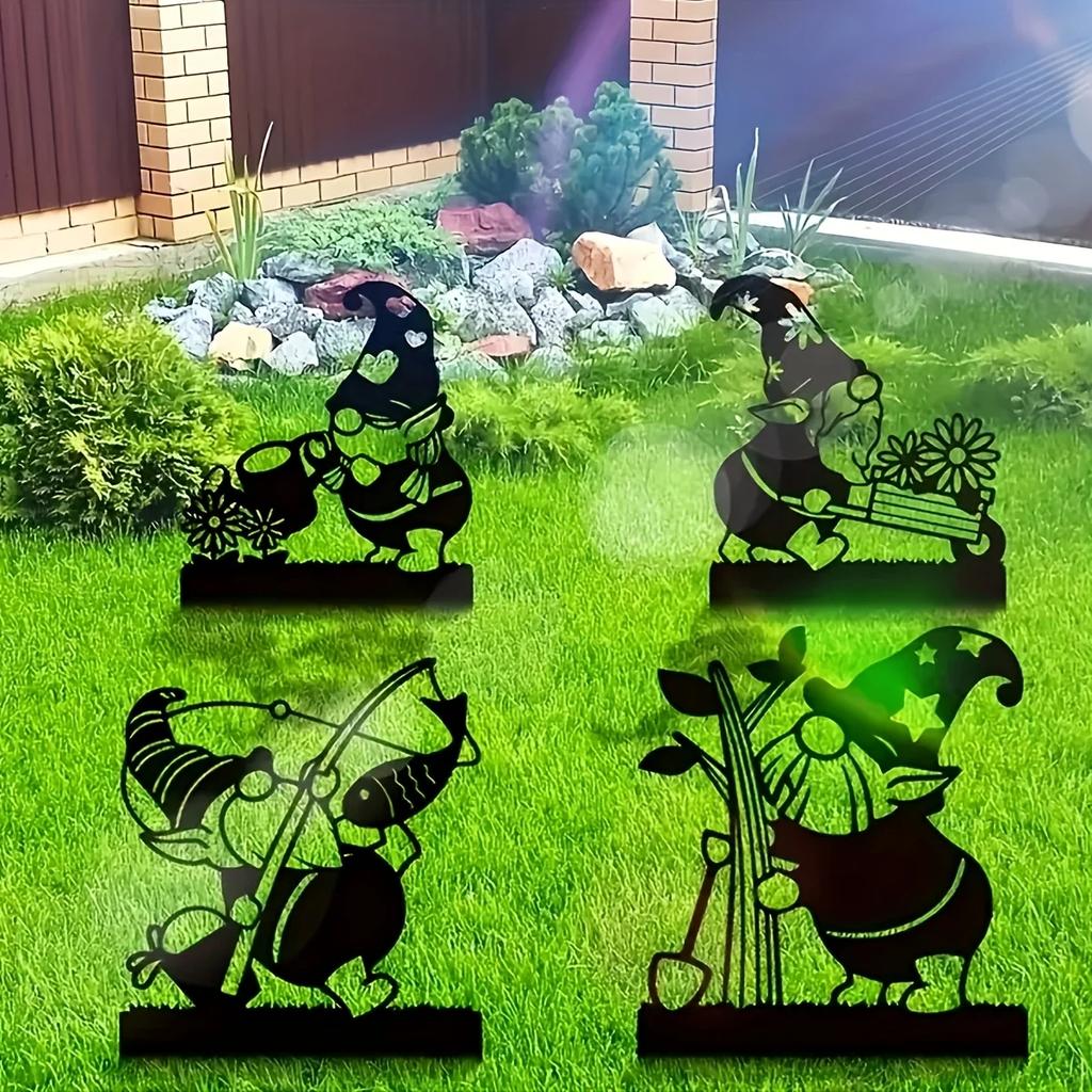 Gnome Garden Stake, Metal Polypropylene Classic Style Christmas Decor, Nature Themed Outdoor Yard Art, No Electricity Floor