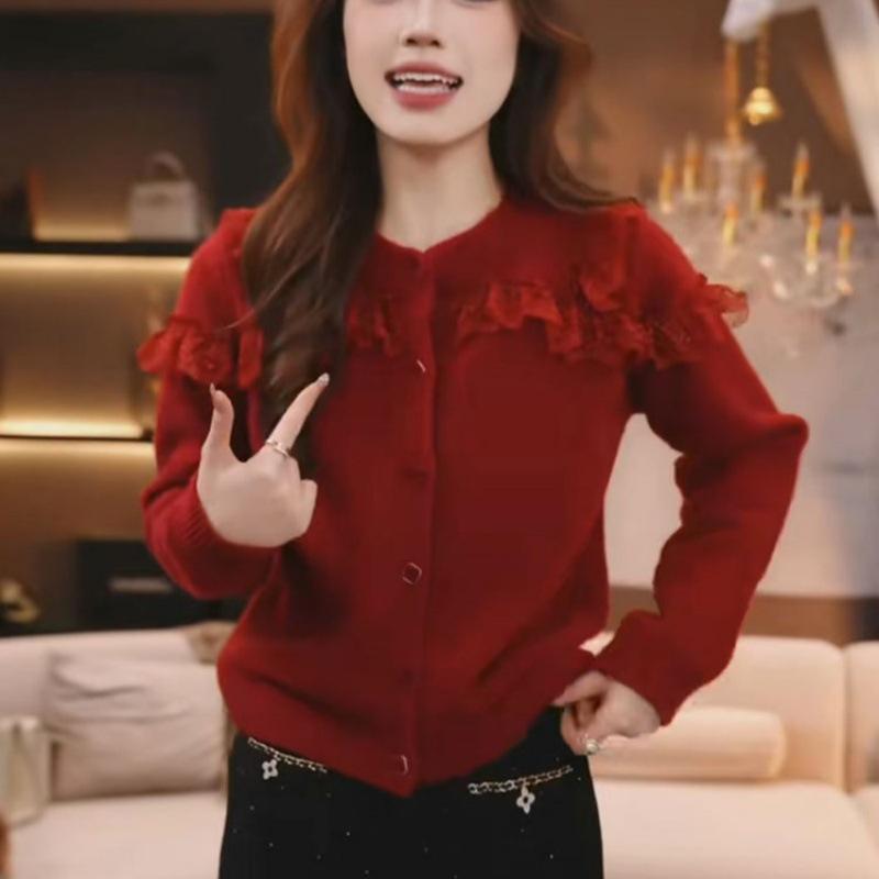 Stylish Lace Patchwork Sweater: 2025 Autumn/Winter Women's Knitted Cardigan