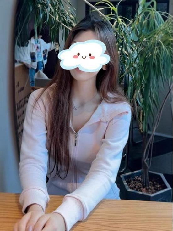 Women's Pink Slim-Fit Hooded Cardigan - Dopamine Korean Style Autumn Fashion 2025.