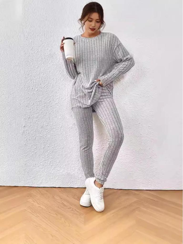 Women's 2024 Autumn Fashion Rib-Knit Two-Piece Set: Casual Loose-Fit Round Neck