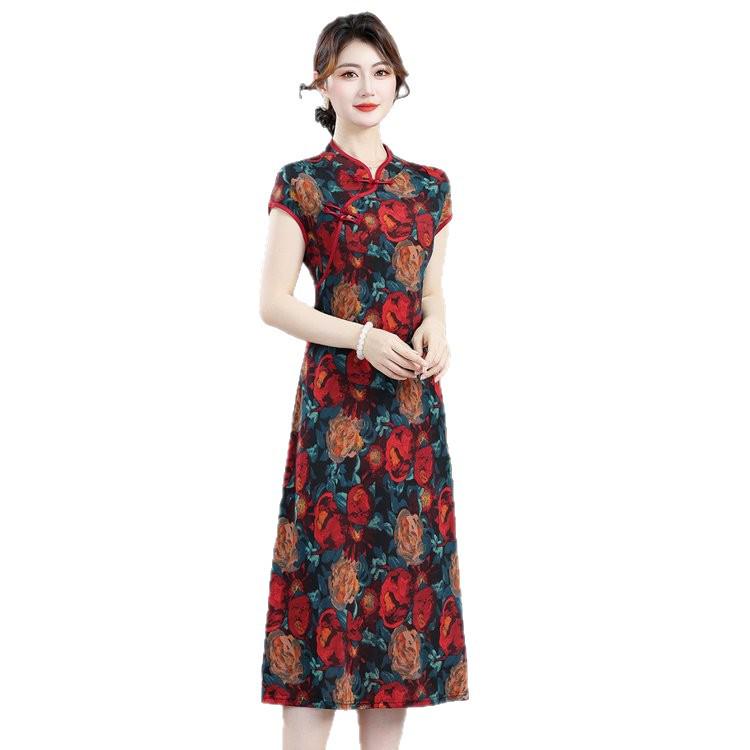 2026 Casual Chinese Retro Ethnic Cheongsam: Slimming Oblique Placket Dress