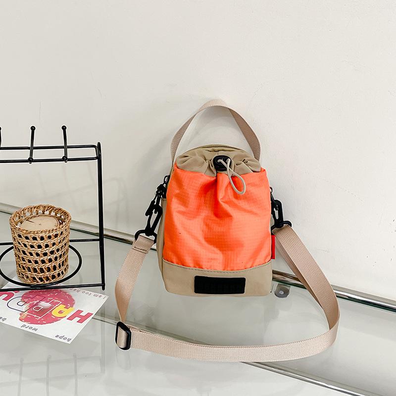 

Модная повседневная женская сумка, новая летняя сумка через плечо и мессенджер, из легкой ткани, контрастных цветов, дофаминовая хаки