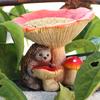 Hedgehog mushroom bird feeder, resin, realistic mushroom hedgehog feeding trough, outdoor, garden courtyard, lawn decoration