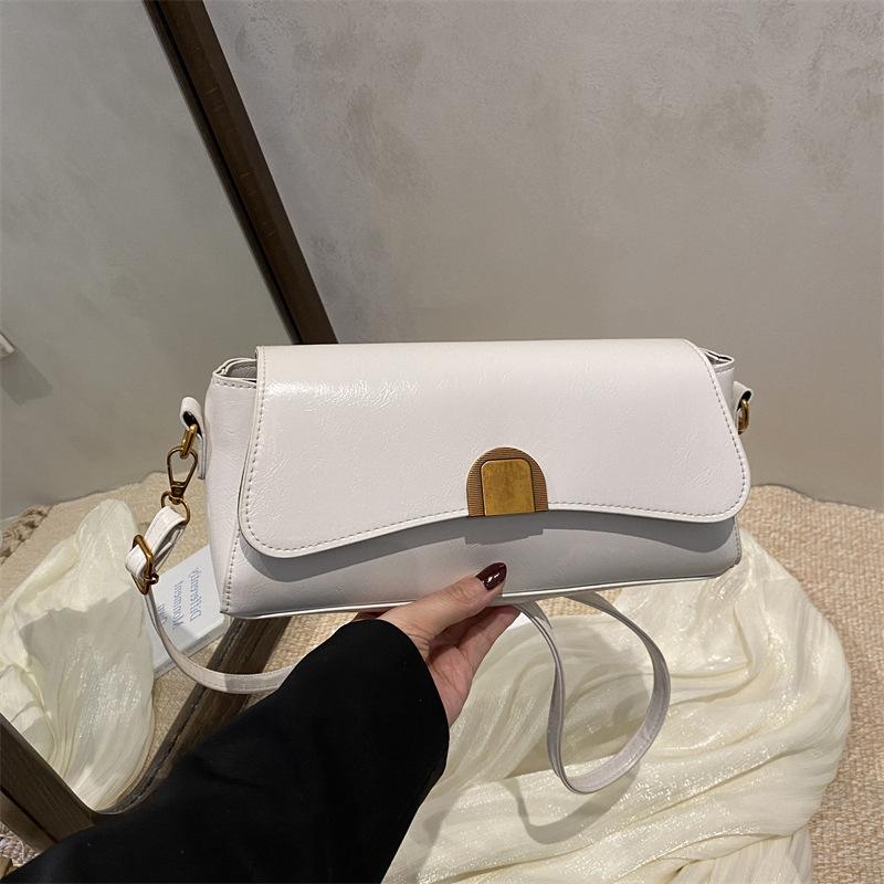 Underarm Bag Women 2025 New Trendy Popular Maillard Shoulder Bag Literary Texture Simple Commuter Small Square Bag