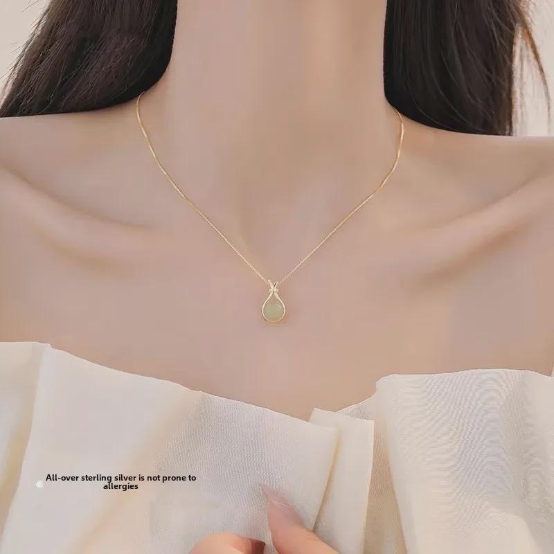 S925 Sterling Silver Jade Pendant Necklace - Elegant Women's Clavicle Chain