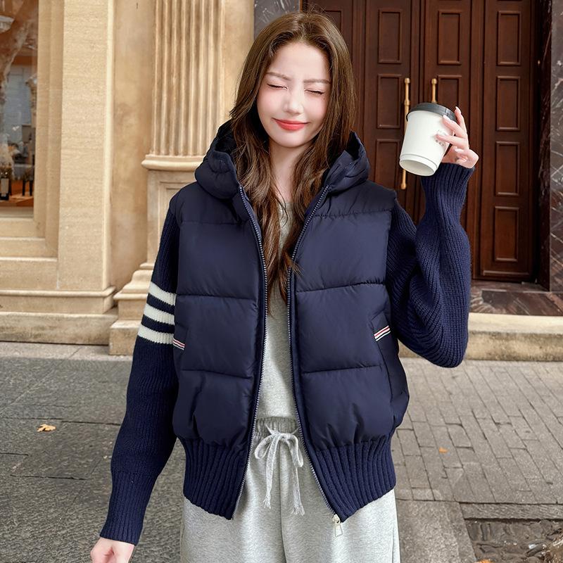 Autumn and winter new hooded light knitted cotton clothes women's new splicing liner short sports running jacket