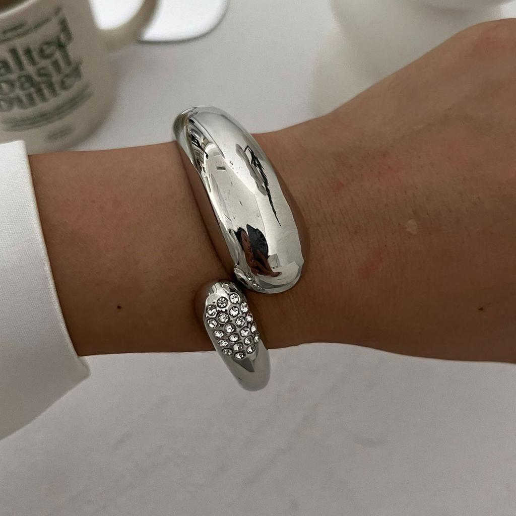 Irregular Water Drop Metal Wide Spring Bangles Vintage Geometric Punk Bangle Bracelets For Women  Statement Jewelry