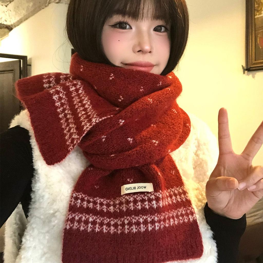 New Year's Red Fair Island Jacquard Knitted Scarf Women's Winter New Premium Thickened Warm Student Scarf Tide
