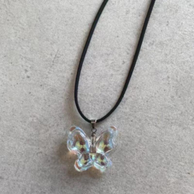 Resin Butterfly Choker Necklace Simple Pendant Clavicle Chain Party Jewelry for Girls Women Temperament Collarbone Chain
