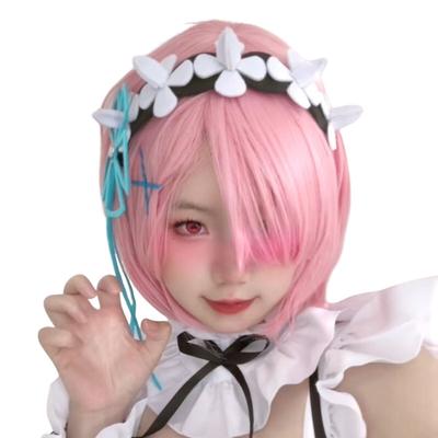 Perruque Cosplay Anime Synthétique Rose Courte Lolita avec Frange Cheveux Résistants à la Chaleur pour Femmes Fête Costumée Perruque Halloween Cadeaux
