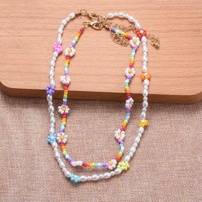 Böhmische Halskette mit handgefertigten Perlen und Doppelperlen, trendige Farbe, kleine Gänseblümchen, einfache Wind-Schlüsselbeinkette