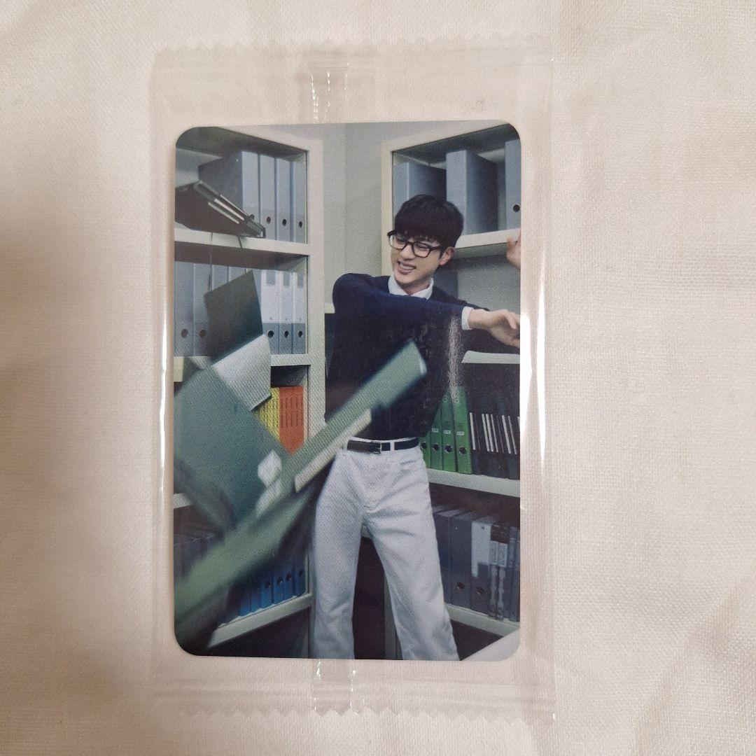 

[USED] BTS JIN HAPPY Tower Records 3 Forms Bonus Trading Card