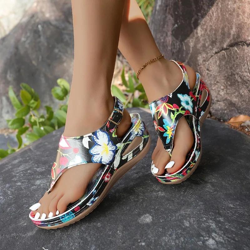 Fashion Shoes Female 2025 Brand Pinch Toe Women's Slippers Fashion Printing Beach Slippers Women Summer Plus Size Wedge Slippers Zapatos