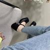 French retro square head Mary Jane shoes women's autumn 2025 new models with skirts gentle word with flat shoes