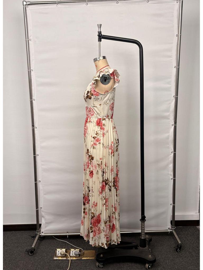 Women's Rose Print Flutter Sleeve Cinched Waist Dress, Casual Spring/Summer Wear