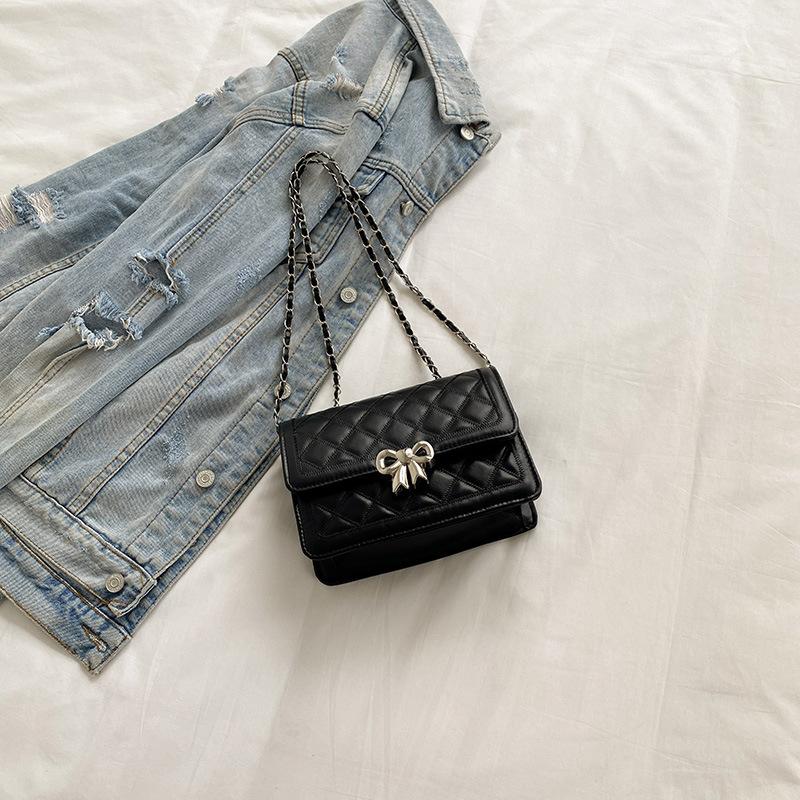 

Rhombus chain bag women s 2025 new high-end texture fashion summer versatile shoulder messenger bag small square bag чёрный