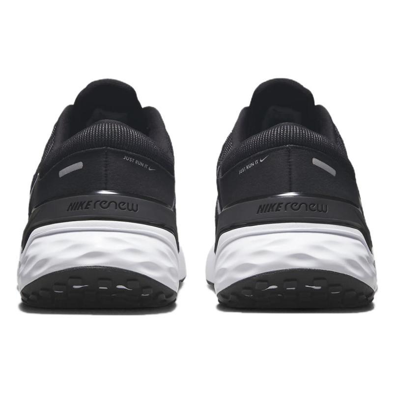 Nike Renew Run 4 'Black White' Sneakers DR2677-002