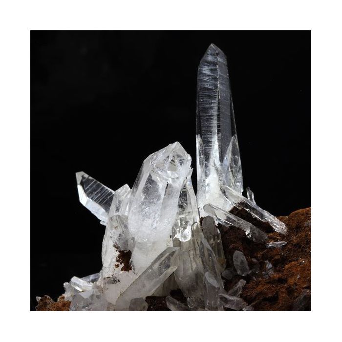 Pierres et Minéraux. Quartz Muzo. 236.0 ct. Vaulnaveys, Isère, France.