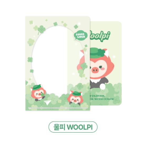 

2025 CRAVITY Персонаж Lucky CCREW Мини L-холдер и набор фотокарточек WOOLPI