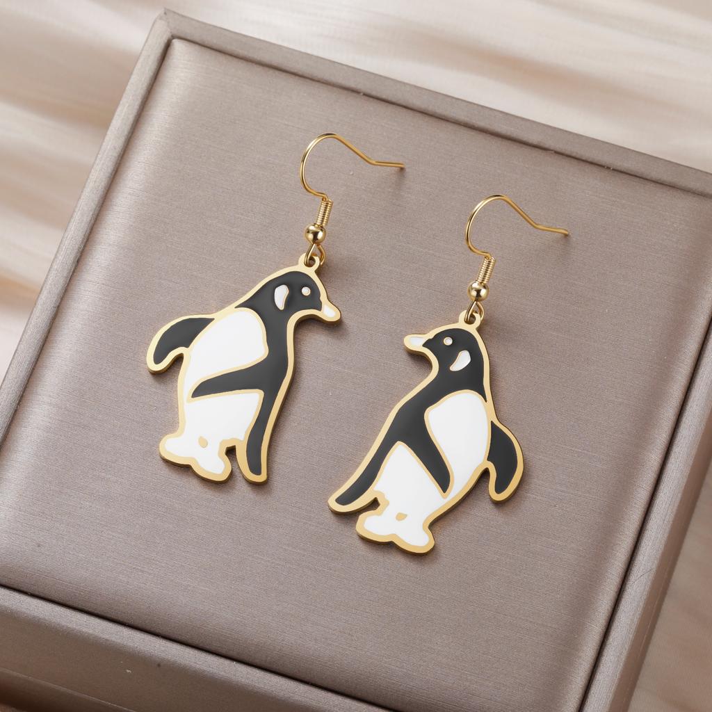Cazador Stainless Steel Cute Animal Penguin Women's Necklace 2026 Trend Pendant Necklace Jewelry Birthday Valentine Gifts New
