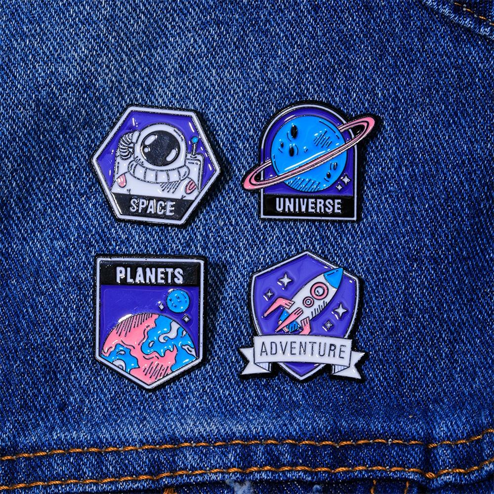 4 Styles Funny Space Adventure Universe Planets Design Enamel Brooches Spaceman Astronaut Rocket Earth Metal Pins