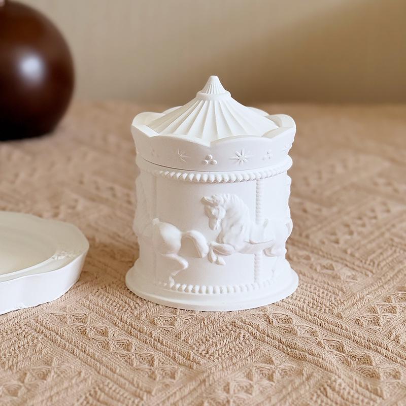 

Carousel Scented Candle Gift Box: Elegant Birthday or Party Favor for Girls and Besties