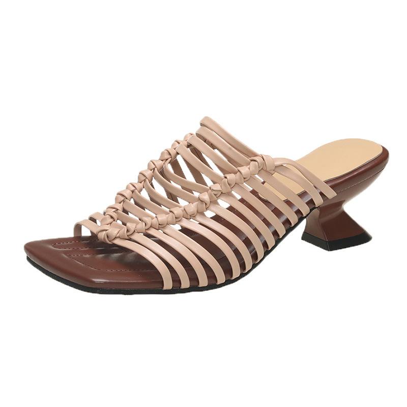 

Internet celebrities weave low-heeled foreign trade sandals summer new square head one word women s drag Korean version of fashion slippers 39