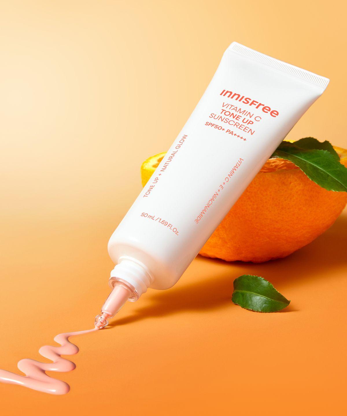 Солнцезащитный крем Vita C Blemish Tone-Up SPF50+ PA++++ 50 мл